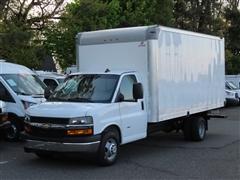 2022 Chevrolet Express Commercial Cutaway 