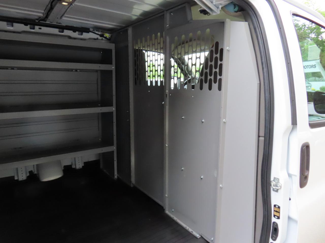 Chevrolet Express Cargo Van RWD 2500 135" 2022