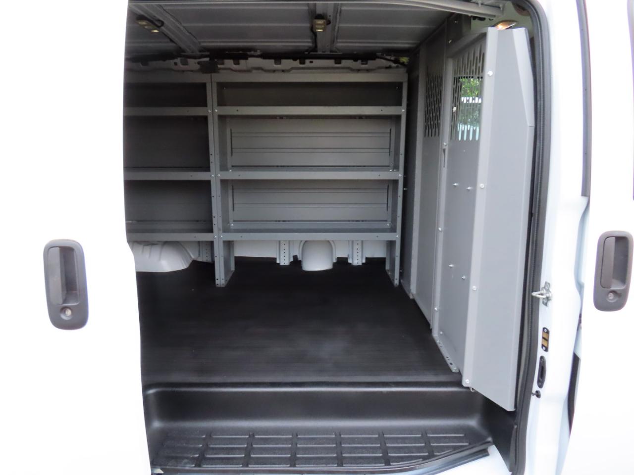 Chevrolet Express Cargo Van RWD 2500 135" 2022