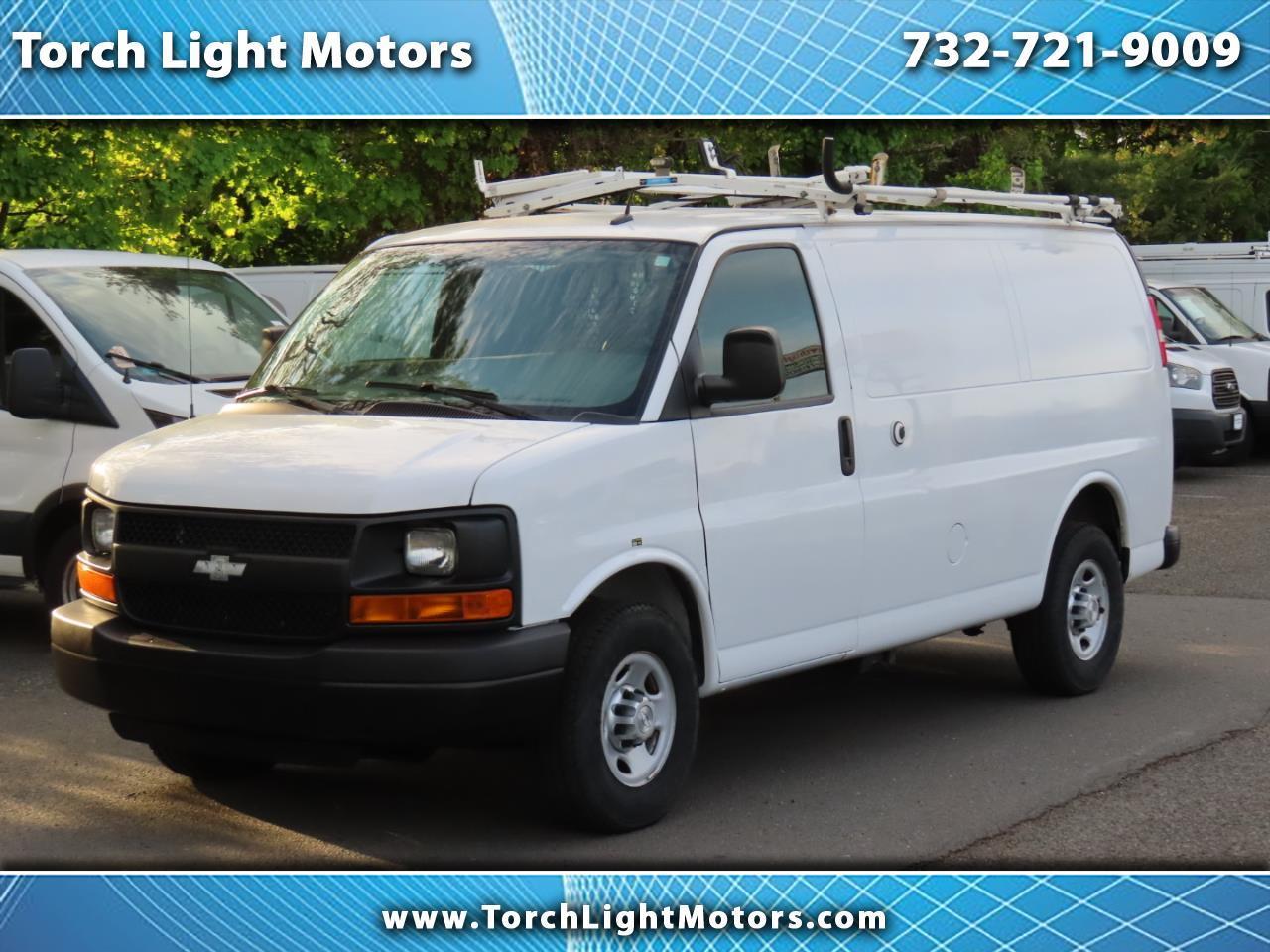 Chevrolet Express Cargo Van RWD 2500 135" 2015