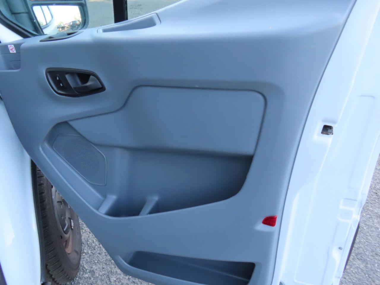 Ford Transit Van T-250 130" Low Rf 9000 GVWR Swing-Out RH Dr 2019