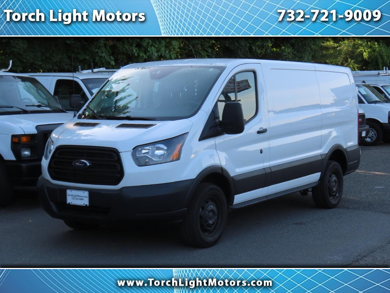 Ford Transit Van T-250 130" Low Rf 9000 GVWR Swing-Out RH Dr 2019