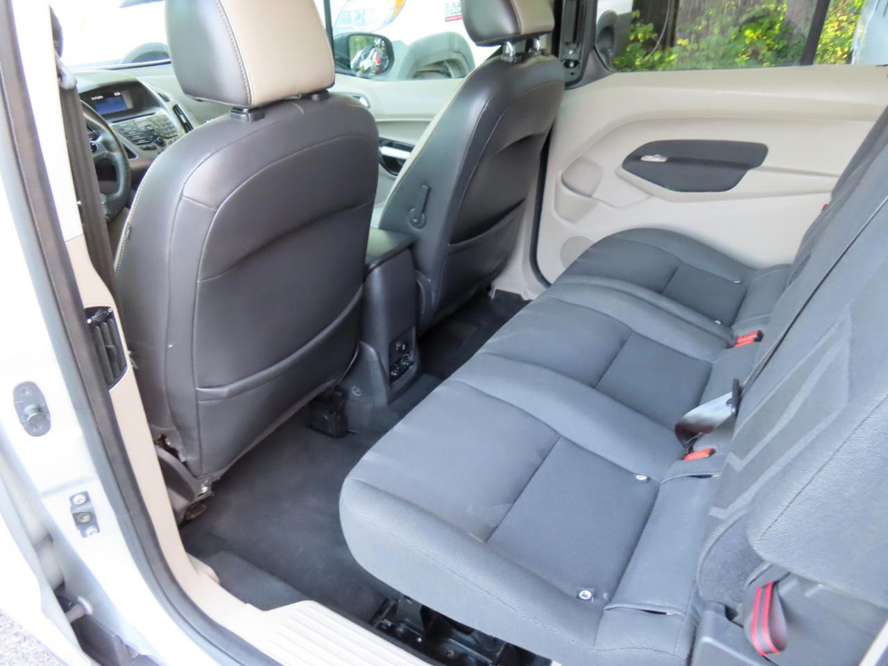 Ford Transit Connect Wagon 4dr Wgn LWB XLT w/Rear Liftgate 2015