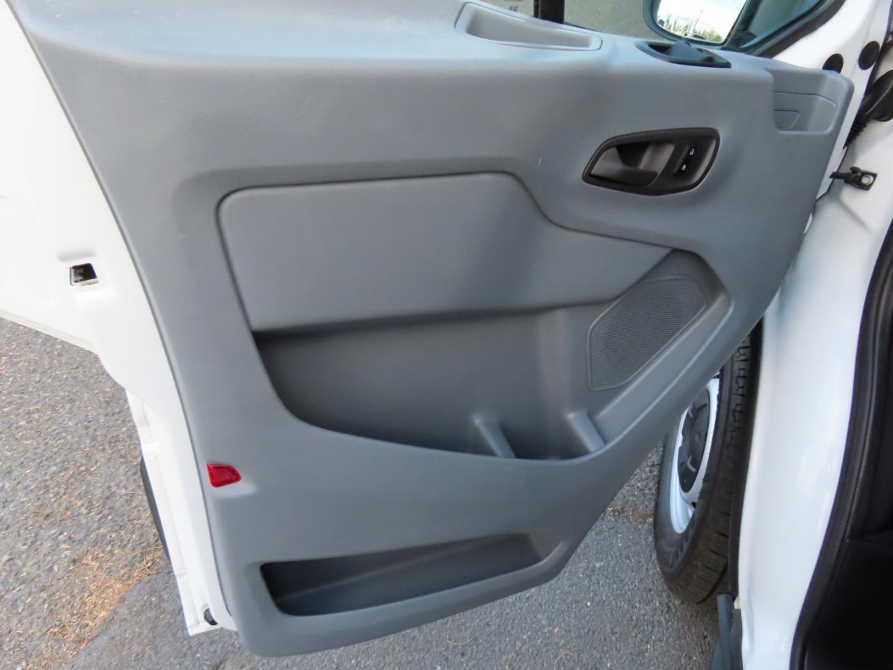 Ford Transit Van T-250 130" Low Rf 9000 GVWR Swing-Out RH Dr 2018