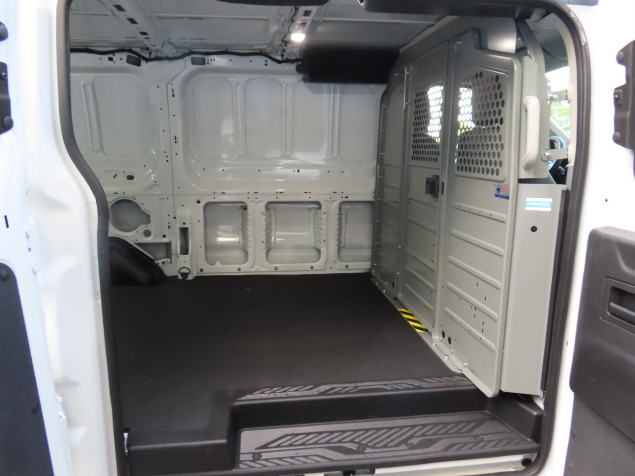 Ford Transit Van T-250 130" Low Rf 9000 GVWR Swing-Out RH Dr 2018