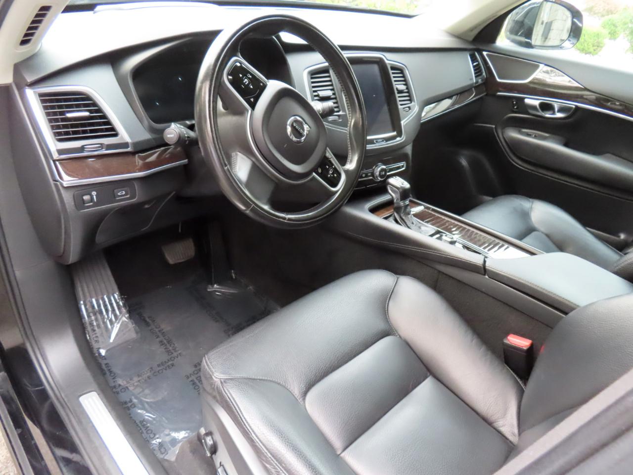 Volvo XC90 T6 AWD Momentum 2019