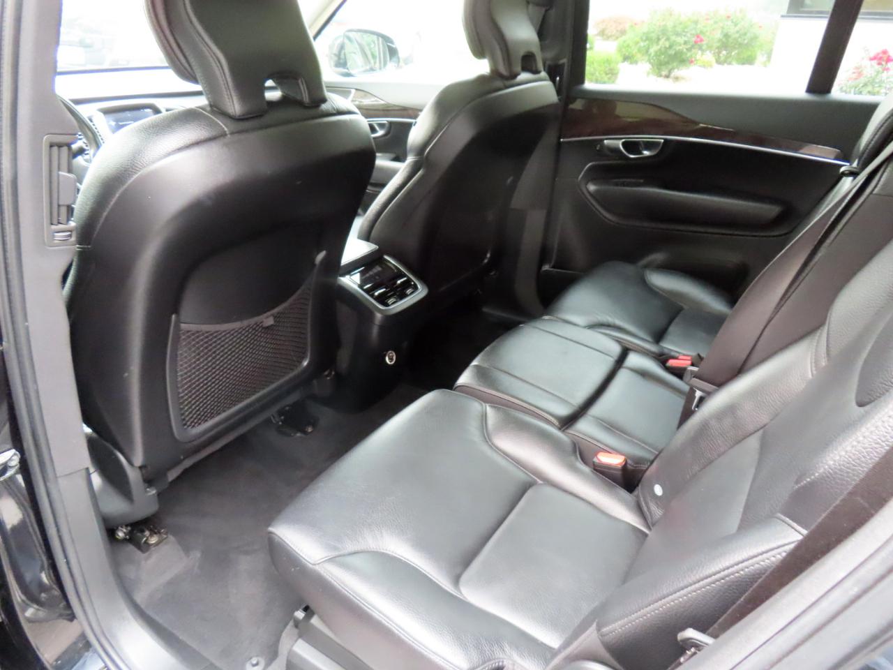 Volvo XC90 T6 AWD Momentum 2019