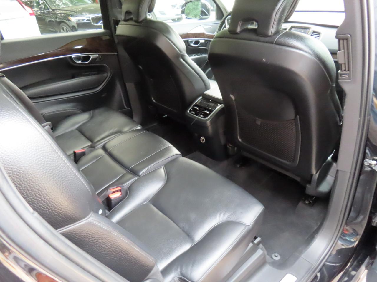 Volvo XC90 T6 AWD Momentum 2019