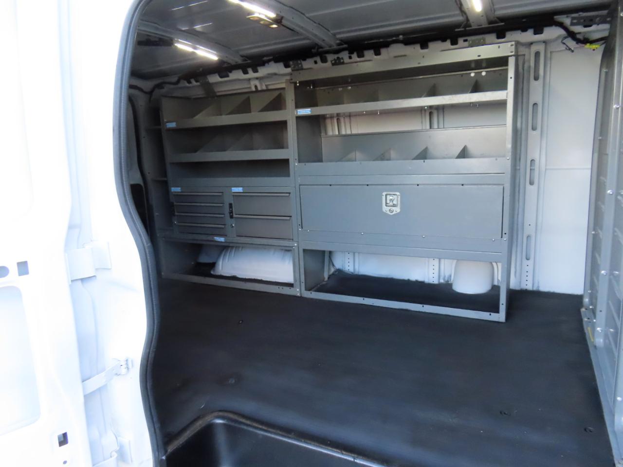 Chevrolet Express Cargo Van RWD 3500 135" 2018