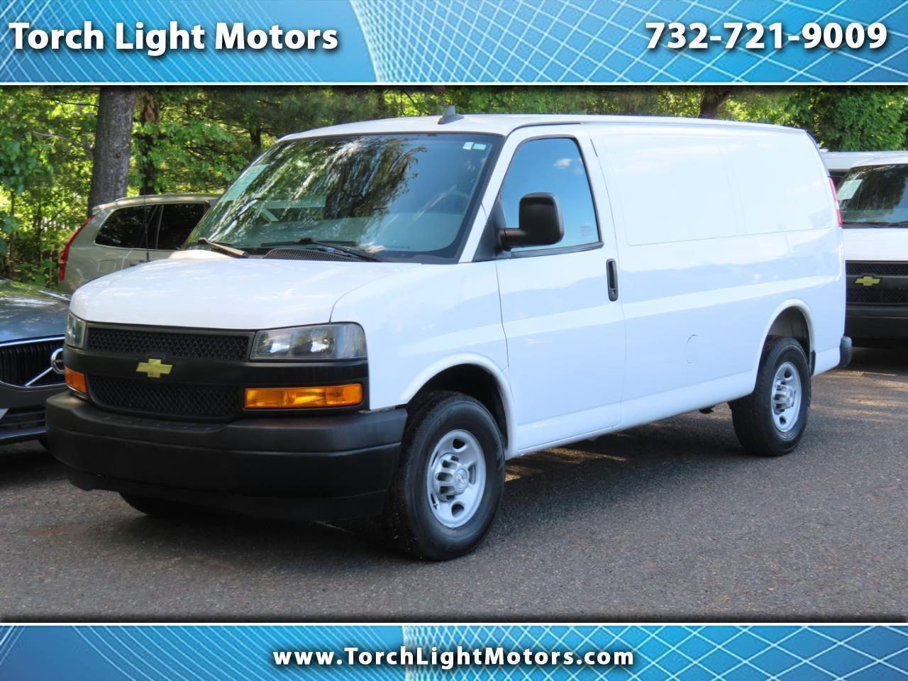 Chevrolet Express Cargo Van RWD 3500 135" 2018