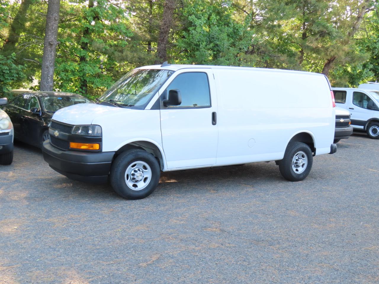 Chevrolet Express Cargo Van RWD 2500 135" 2021