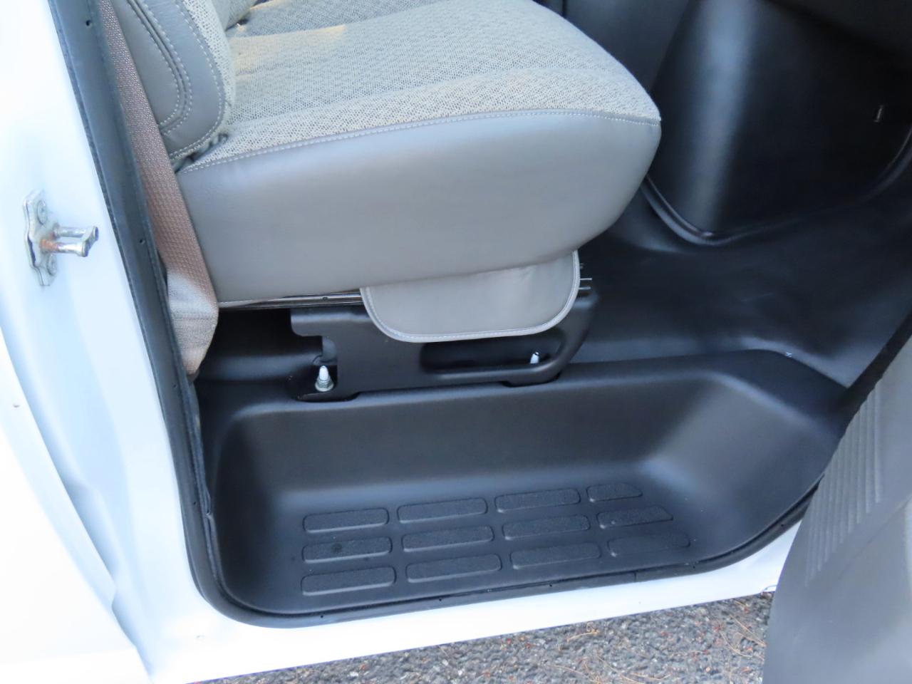 Chevrolet Express Cargo Van RWD 2500 135" 2021