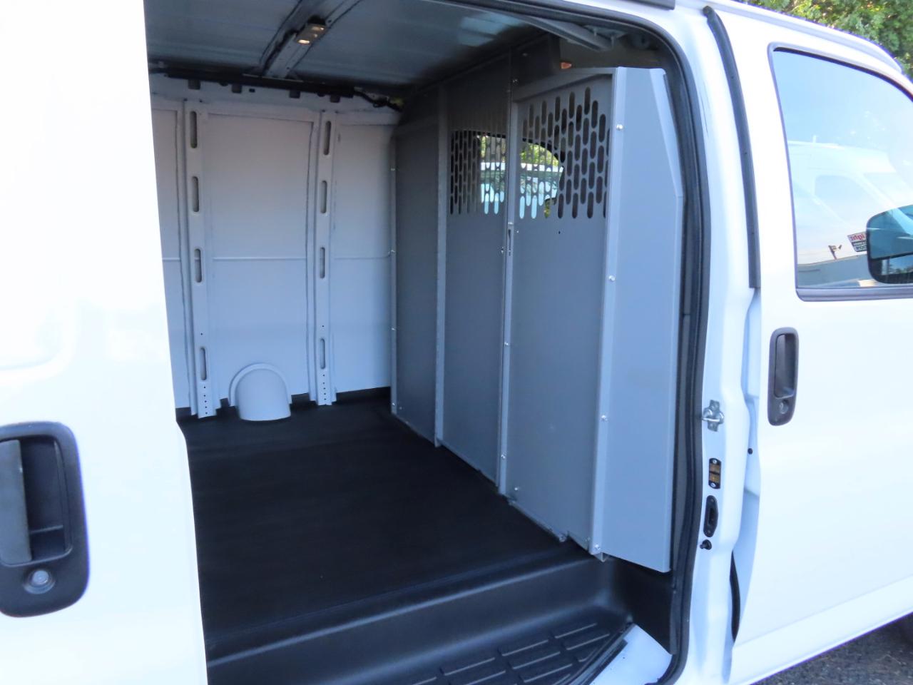 Chevrolet Express Cargo Van RWD 2500 135" 2021