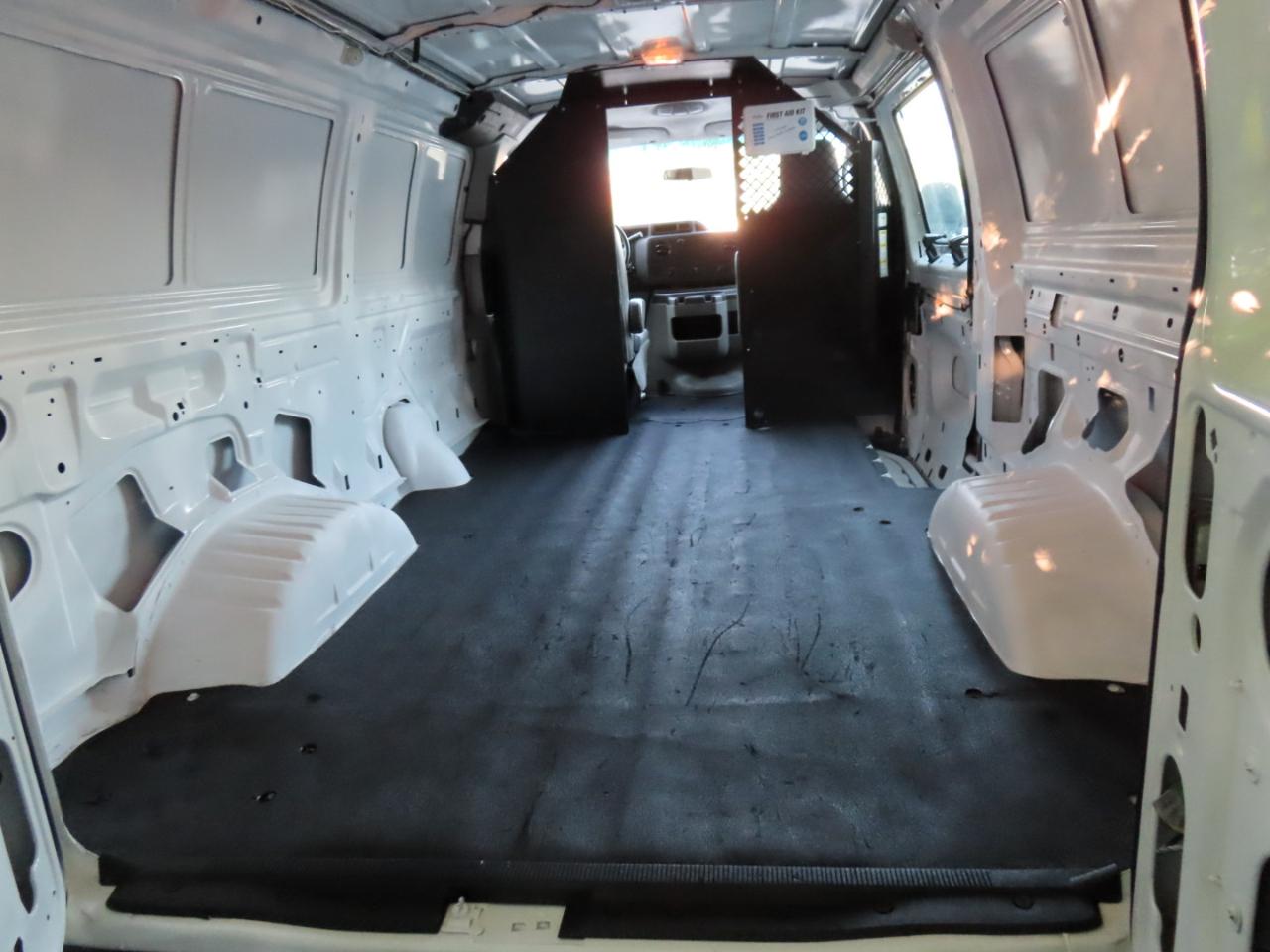 Ford Econoline Cargo Van E-150 2014