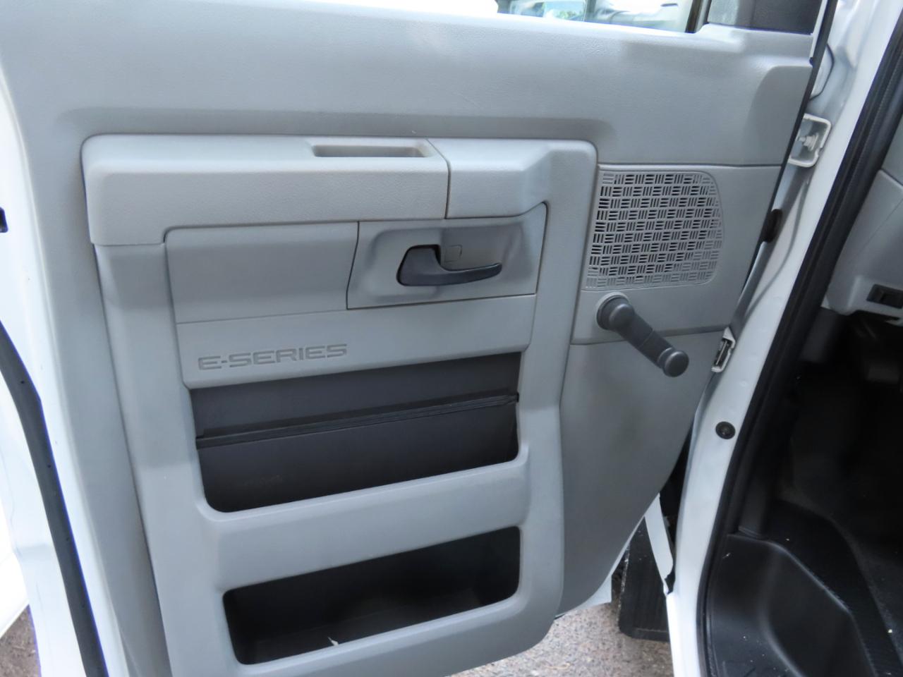 Ford Econoline Cargo Van E-150 2014