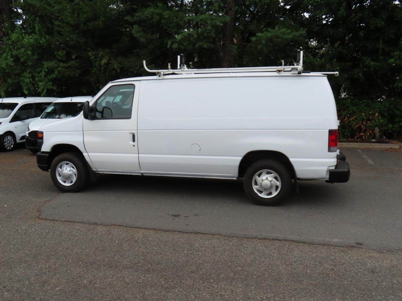 Ford Econoline Cargo Van E-150 2014