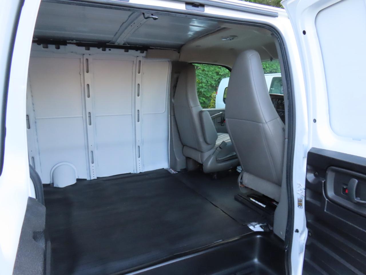 Chevrolet Express Cargo Van  2020
