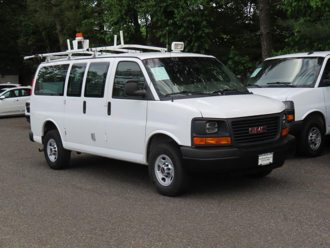 GMC Savana G3500 Cargo 2015