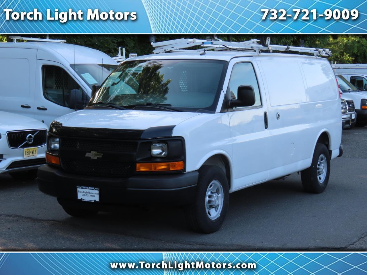 2015 Chevrolet Express 2500 Work Van HD's photo