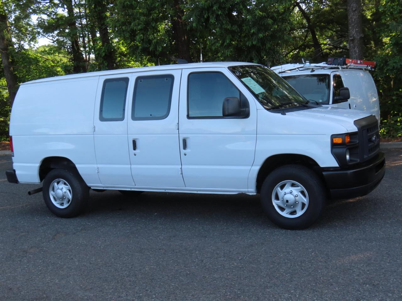 Ford Econoline E-250 2013
