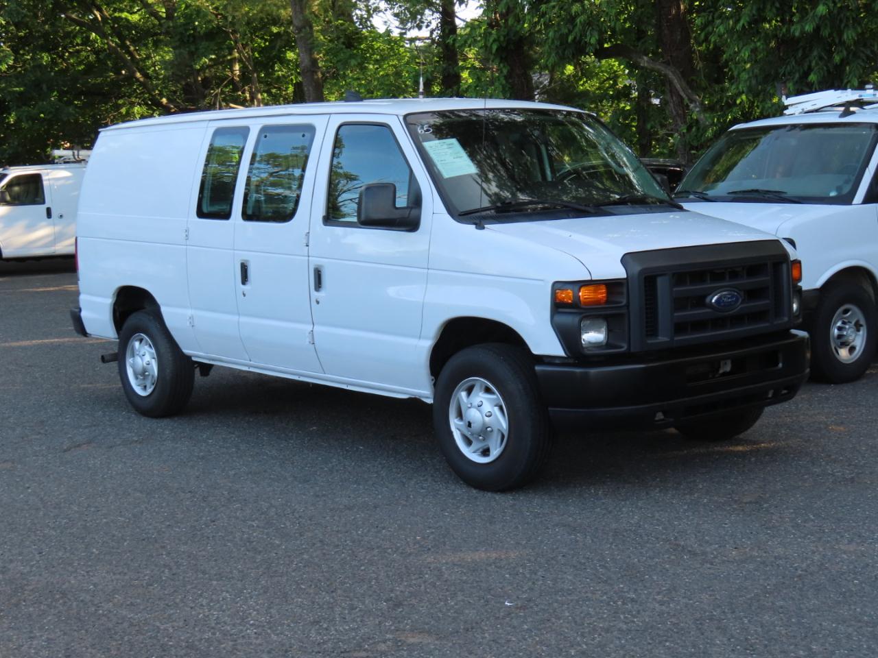 Ford Econoline E-250 2013