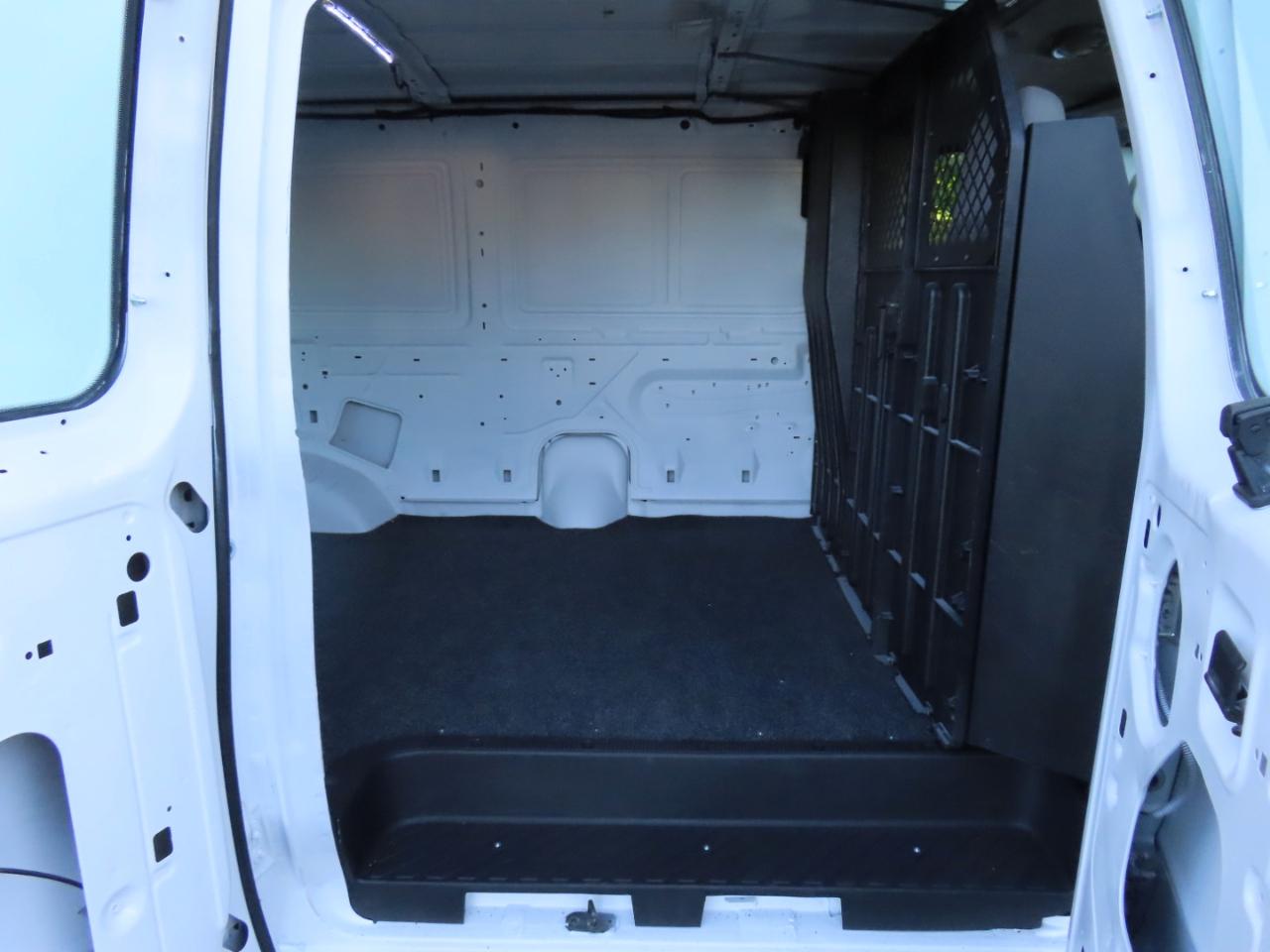 Ford Econoline E-250 2013
