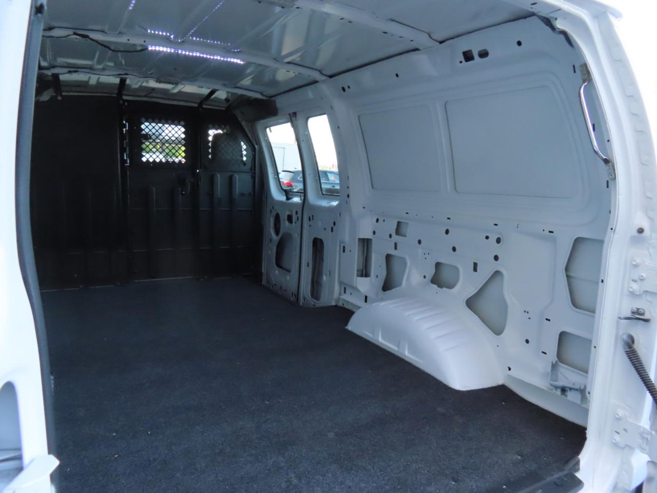 Ford Econoline E-250 2013