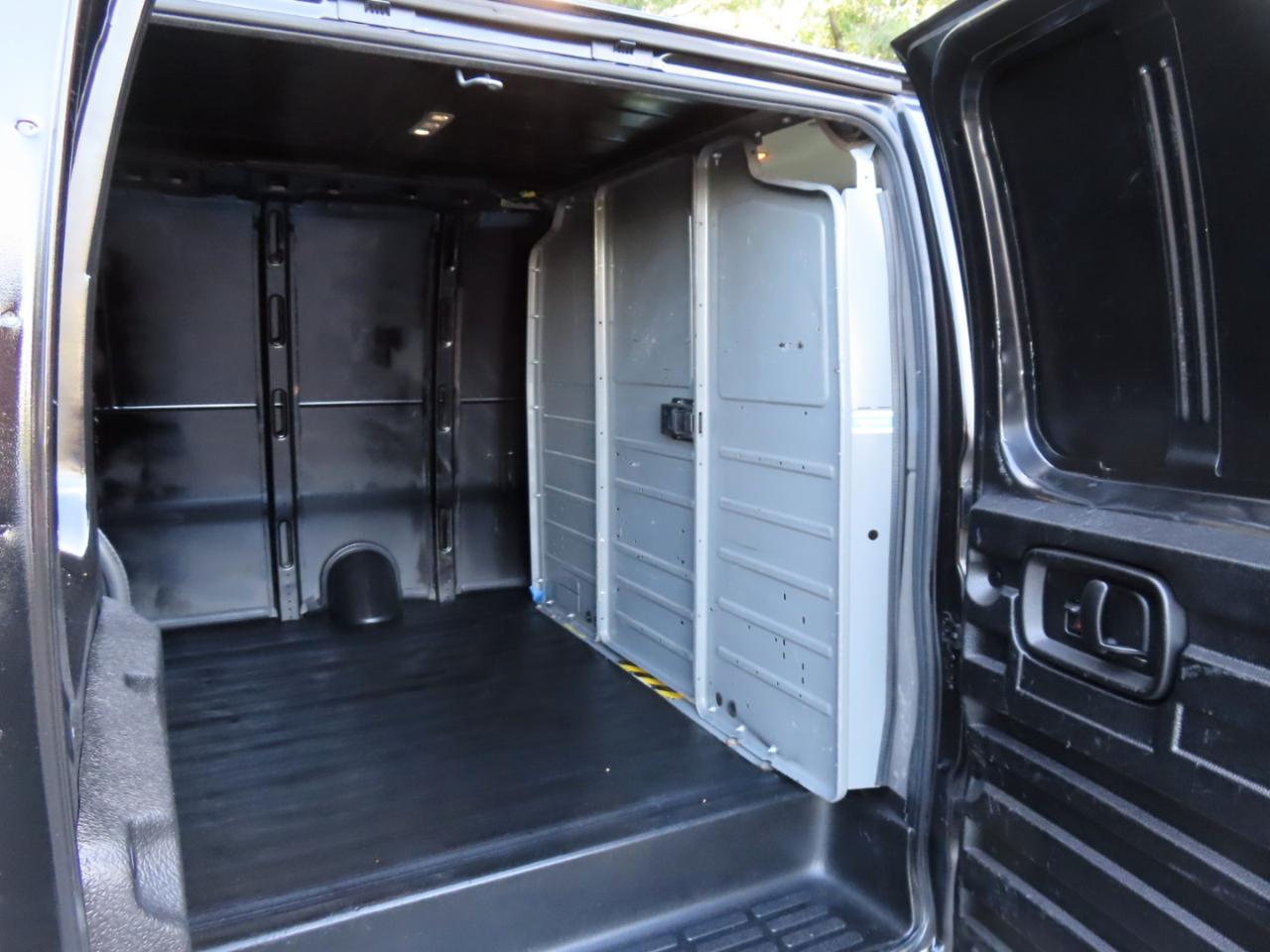 Chevrolet Express 2500 Cargo 2020