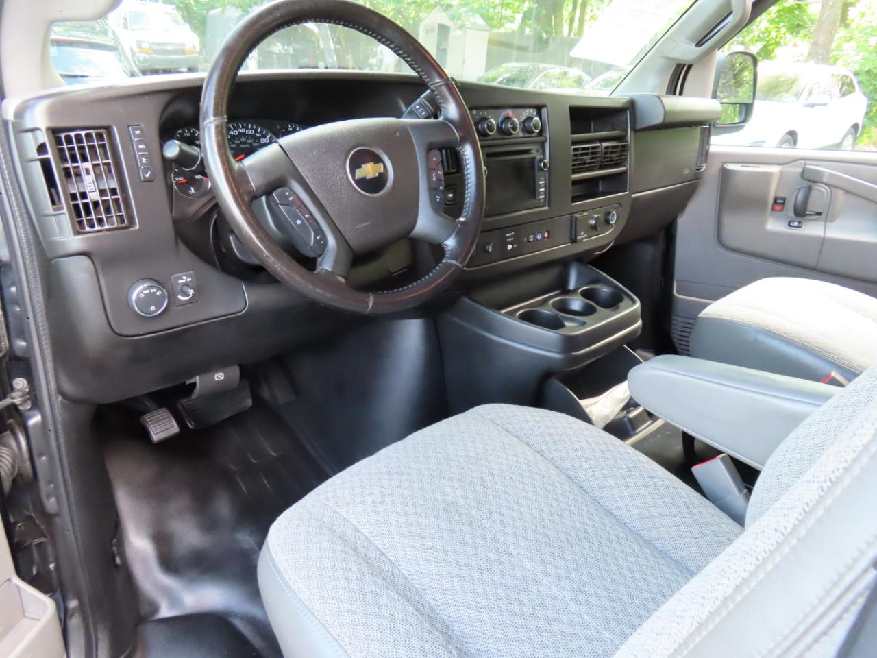 Chevrolet Express 2500 Cargo 2020