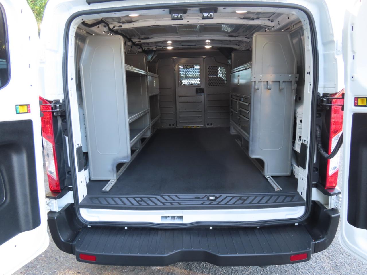 Ford Transit 250  2019