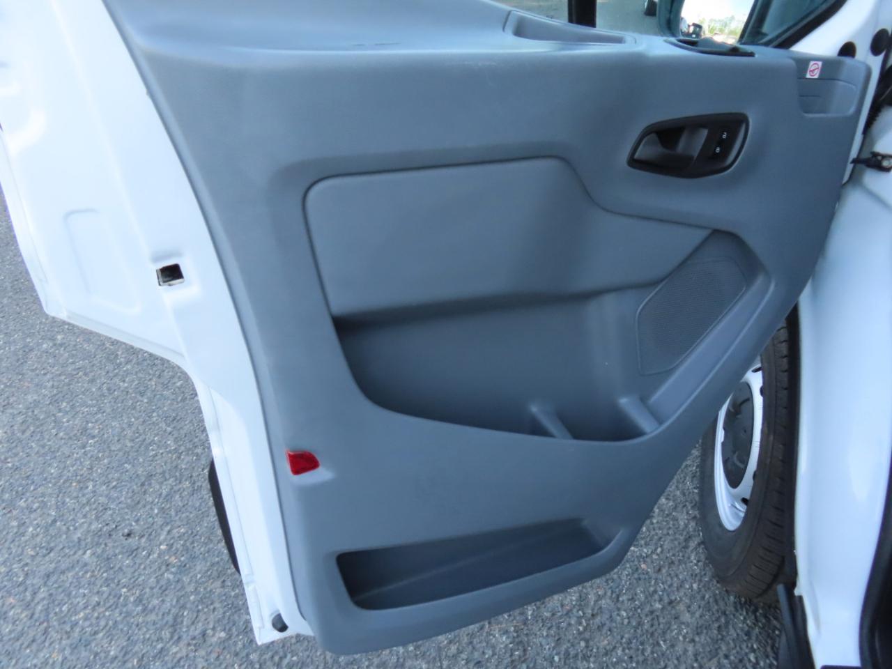 Ford Transit 250  2019
