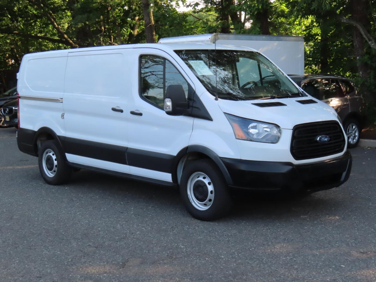 Ford Transit 150 Van Low Roof w/Sliding Pass. 130-in. WB 2019
