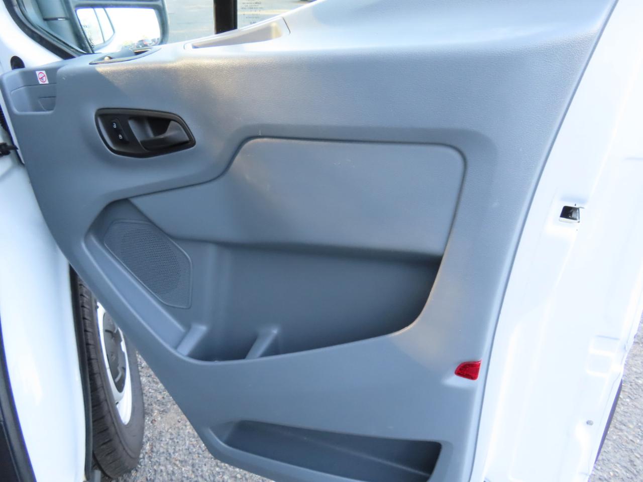 Ford Transit 150 Van Low Roof w/Sliding Pass. 130-in. WB 2019