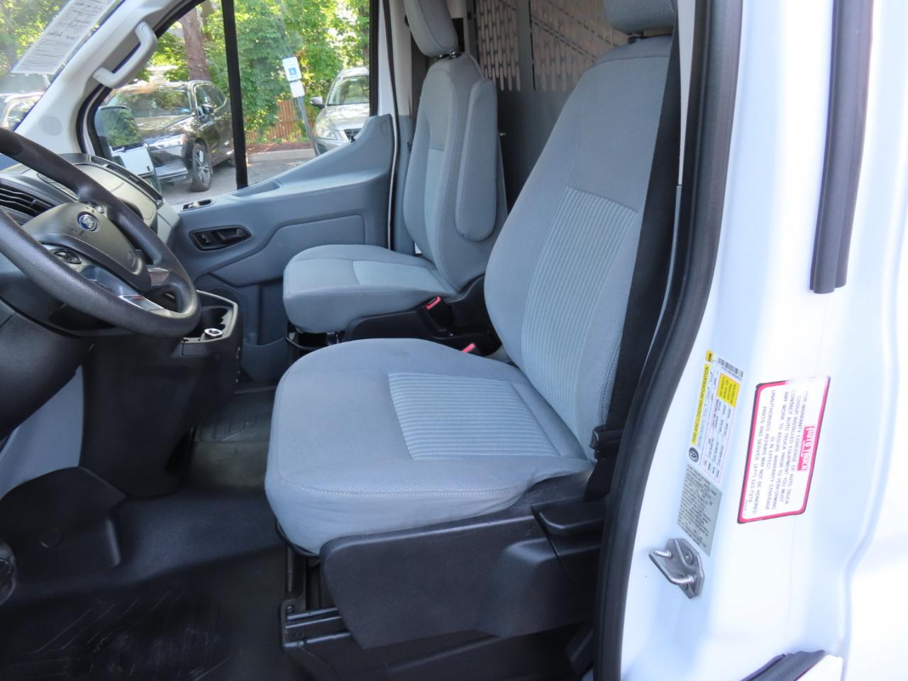 Ford Transit 150 Van Low Roof w/Sliding Pass. 130-in. WB 2019