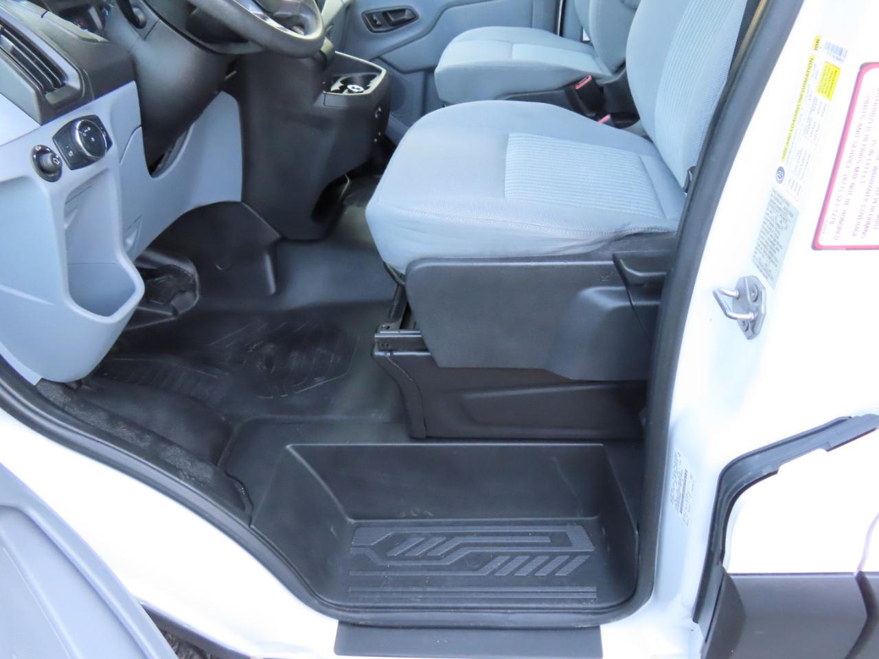 Ford Transit 150 Van Low Roof w/Sliding Pass. 130-in. WB 2019