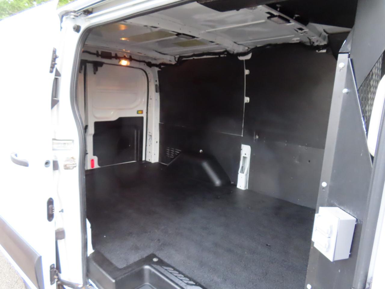 Ford Transit 250 Van Low Roof w/Sliding Pass. 130-in. WB 2016