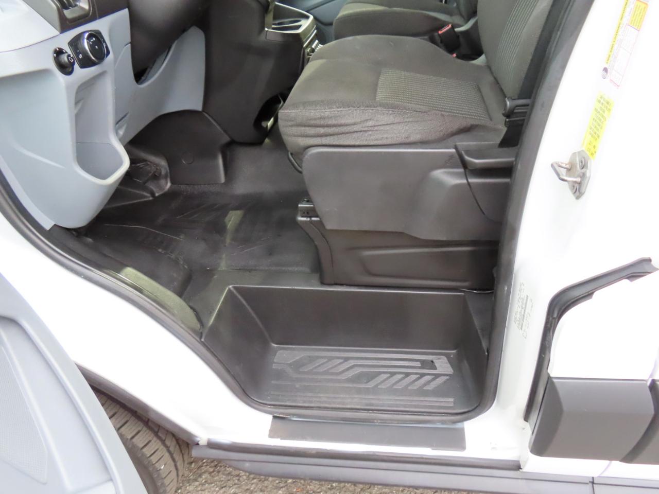 Ford Transit 250 Van Low Roof w/Sliding Pass. 130-in. WB 2016