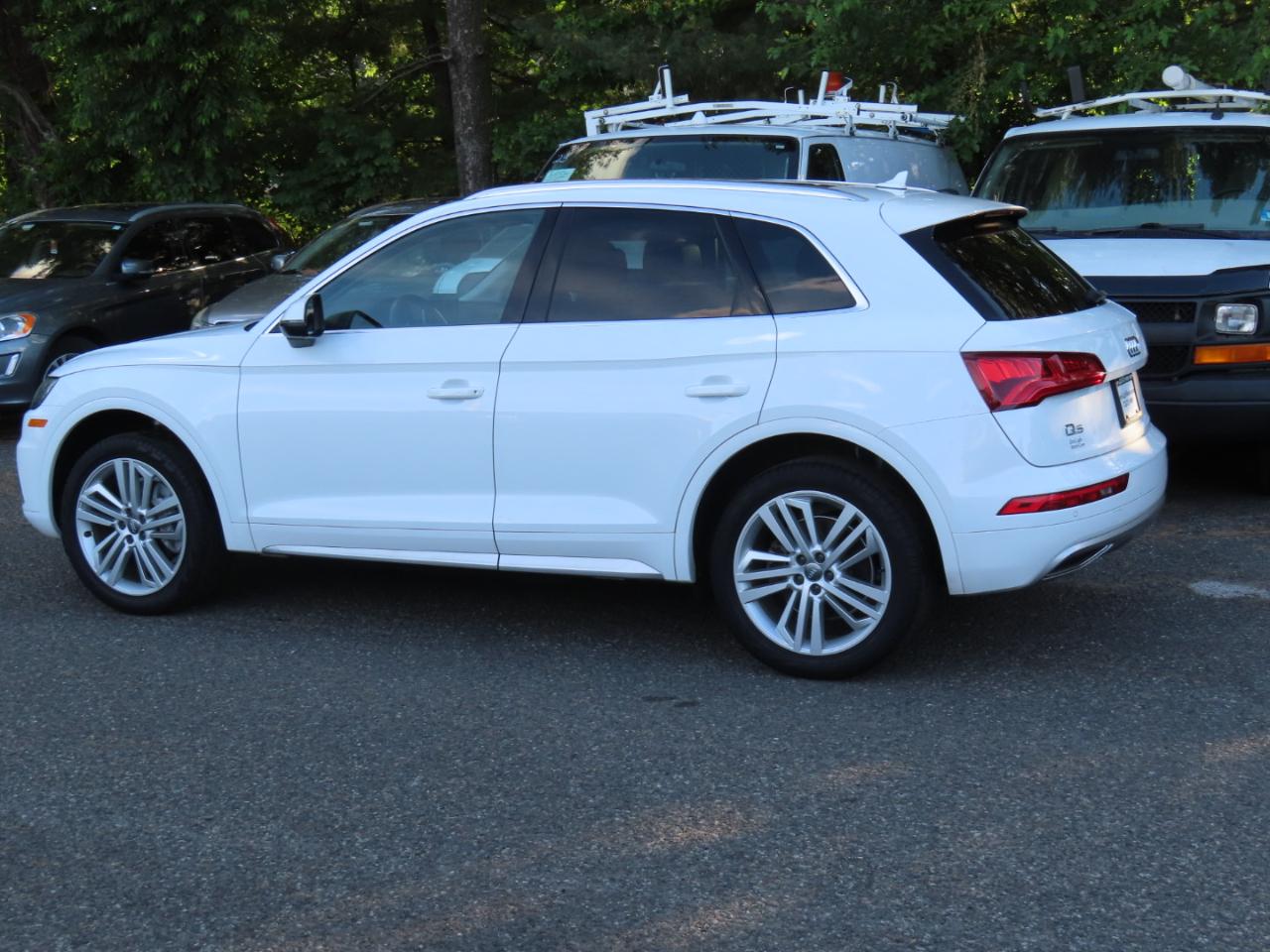 Audi Q5 2.0T Premium Plus quattro 2020