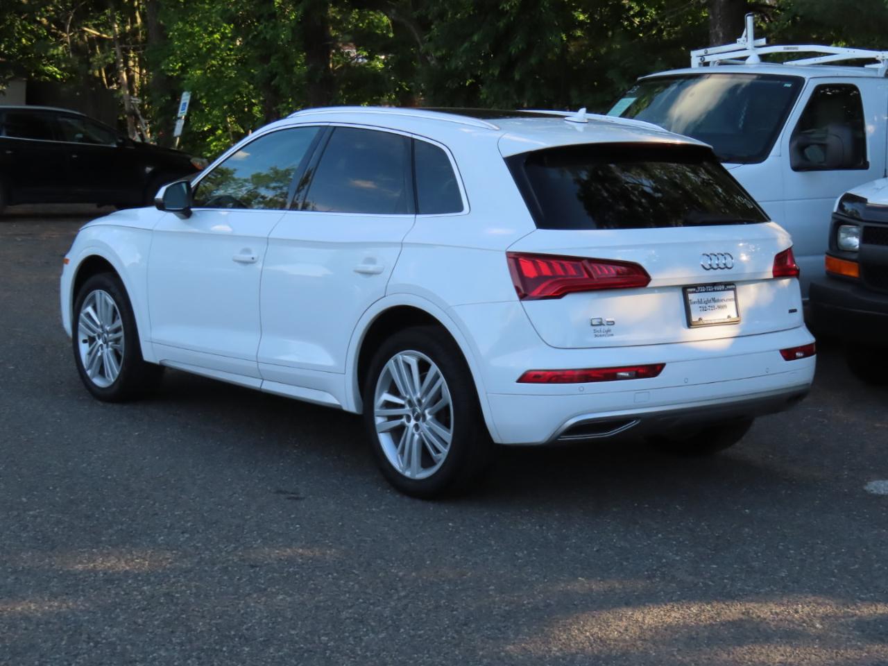 Audi Q5 2.0T Premium Plus quattro 2020