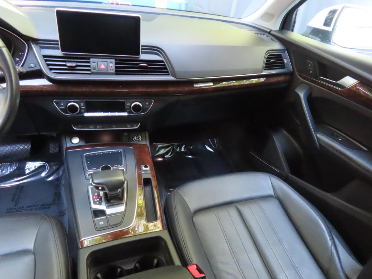 Audi Q5 2.0T Premium Plus quattro 2020