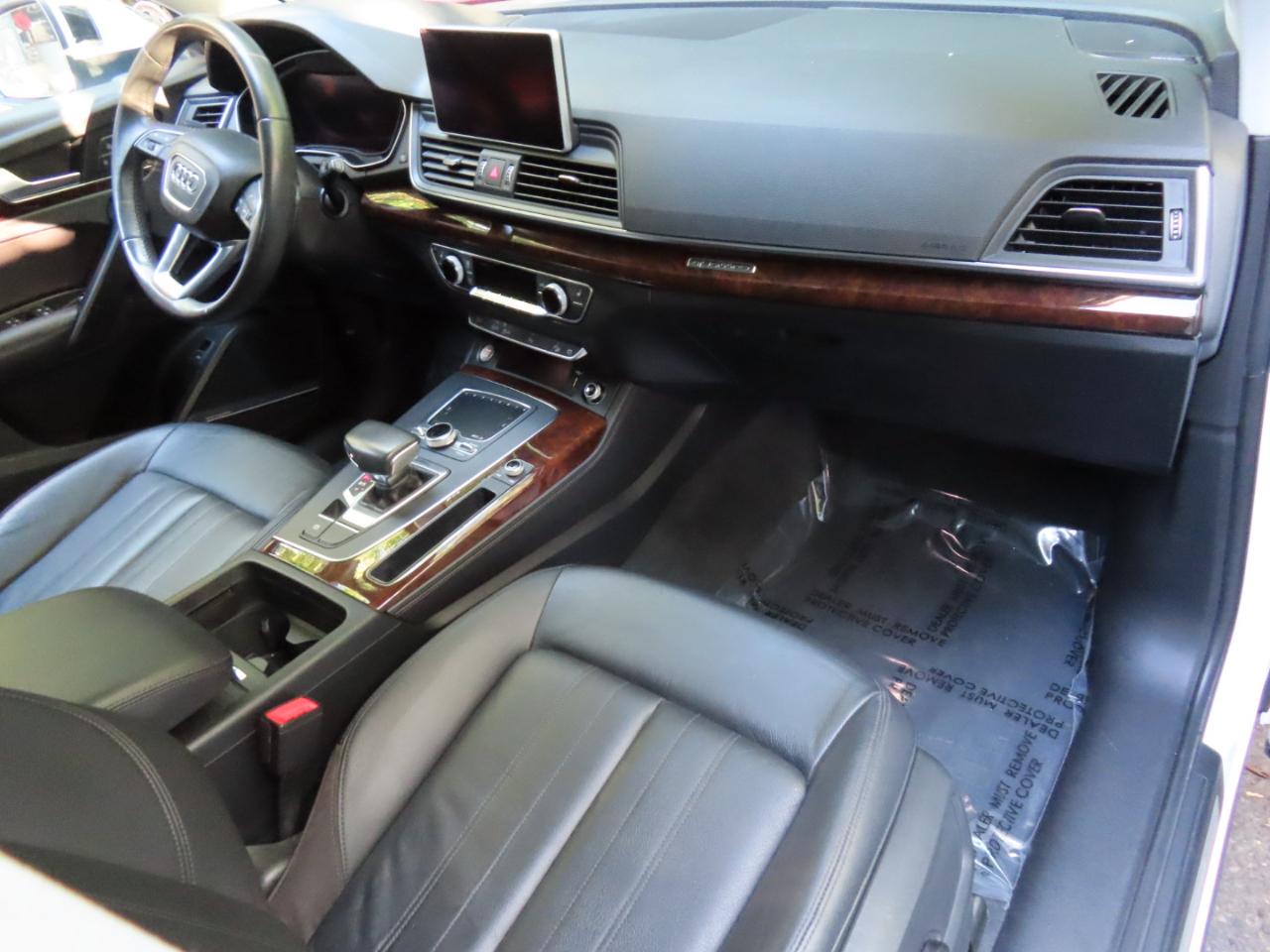 Audi Q5 2.0T Premium Plus quattro 2020