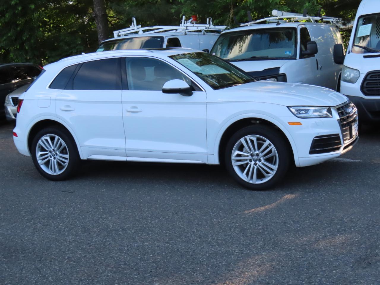 Audi Q5 2.0T Premium Plus quattro 2020