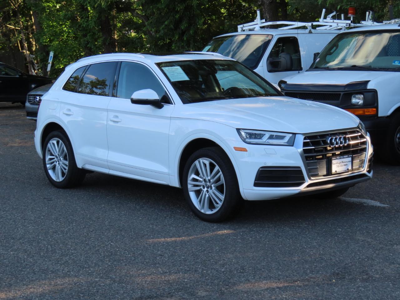 Audi Q5 2.0T Premium Plus quattro 2020