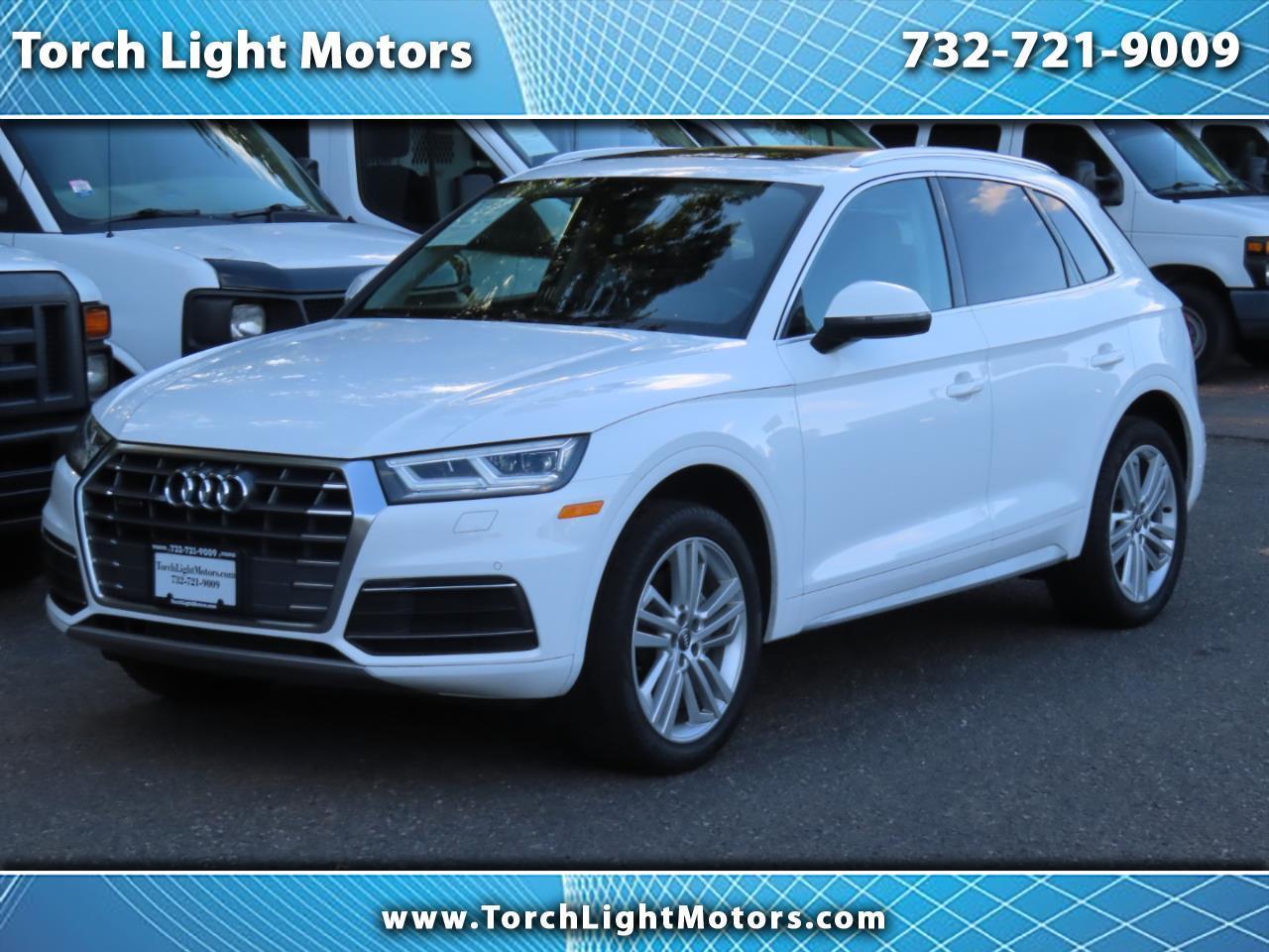 2020 Audi Q5 45 quattro S tronic Premium Plus's photo