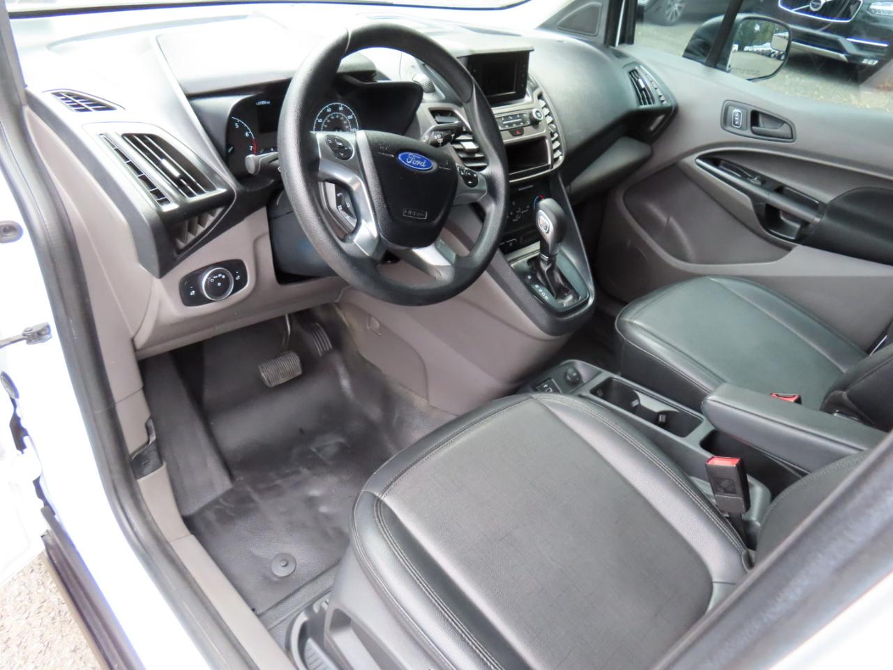 Ford Transit Connect Cargo Van XL SWB 2022