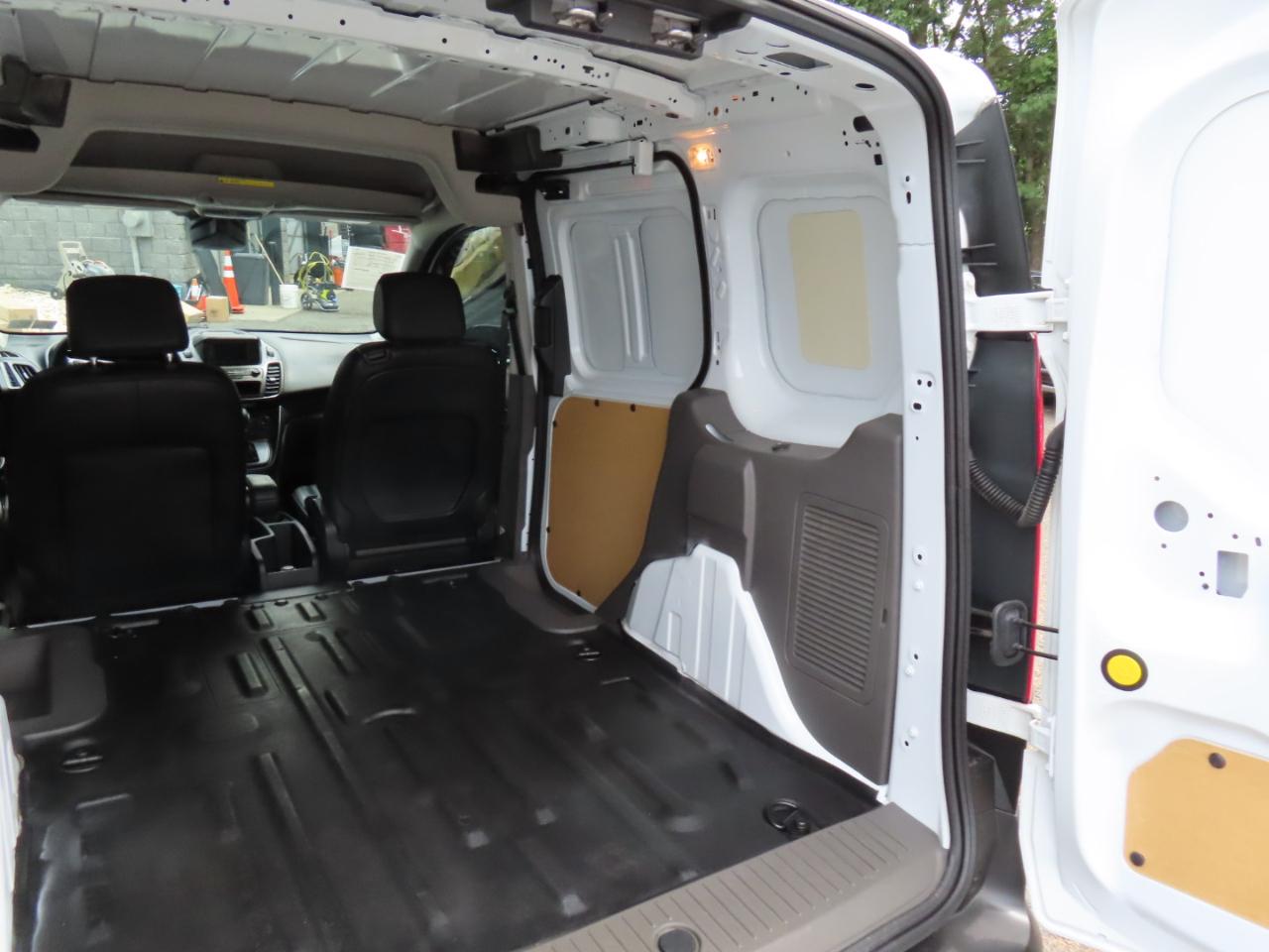 Ford Transit Connect Cargo Van XL SWB 2022