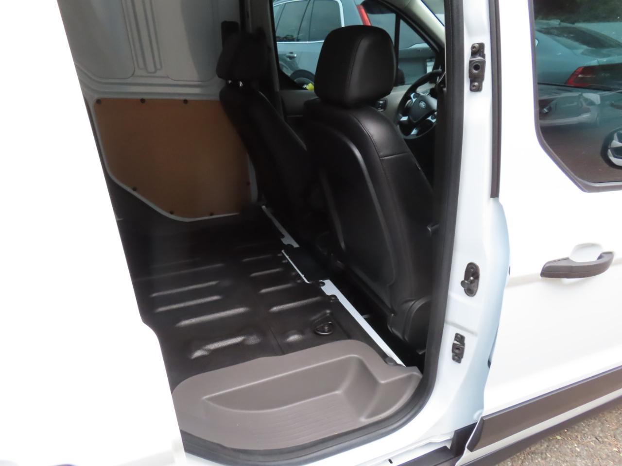 Ford Transit Connect Cargo Van XL SWB 2022