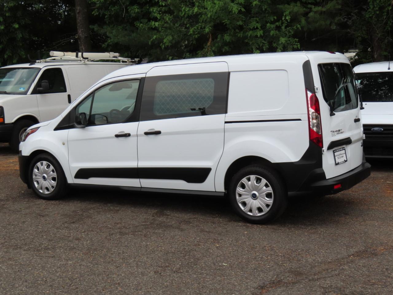 Ford Transit Connect Cargo Van XL LWB 2022