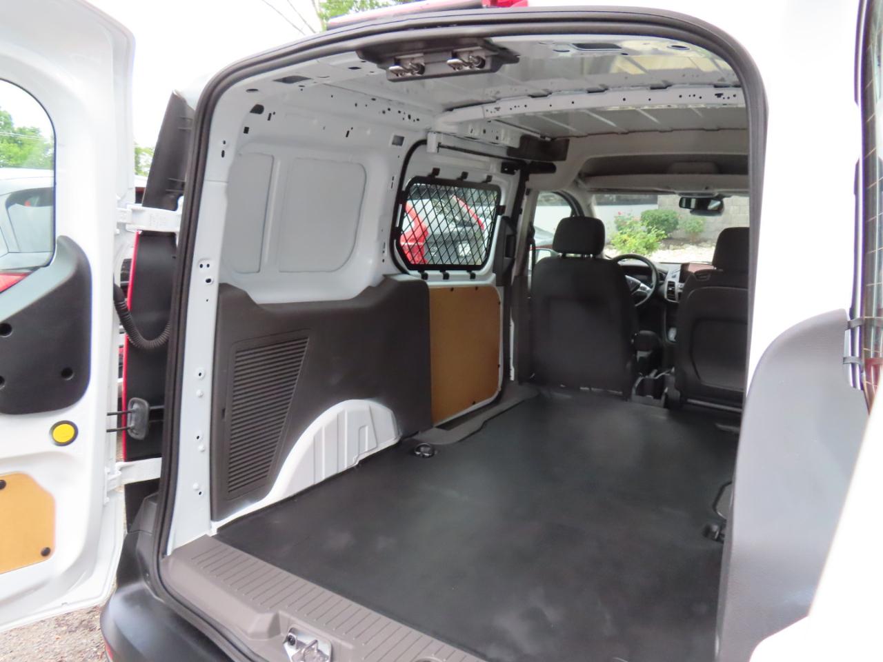 Ford Transit Connect Cargo Van XL LWB 2022