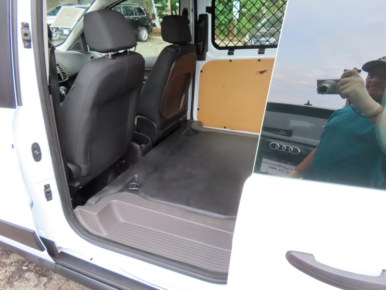 Ford Transit Connect Cargo Van XL LWB 2022